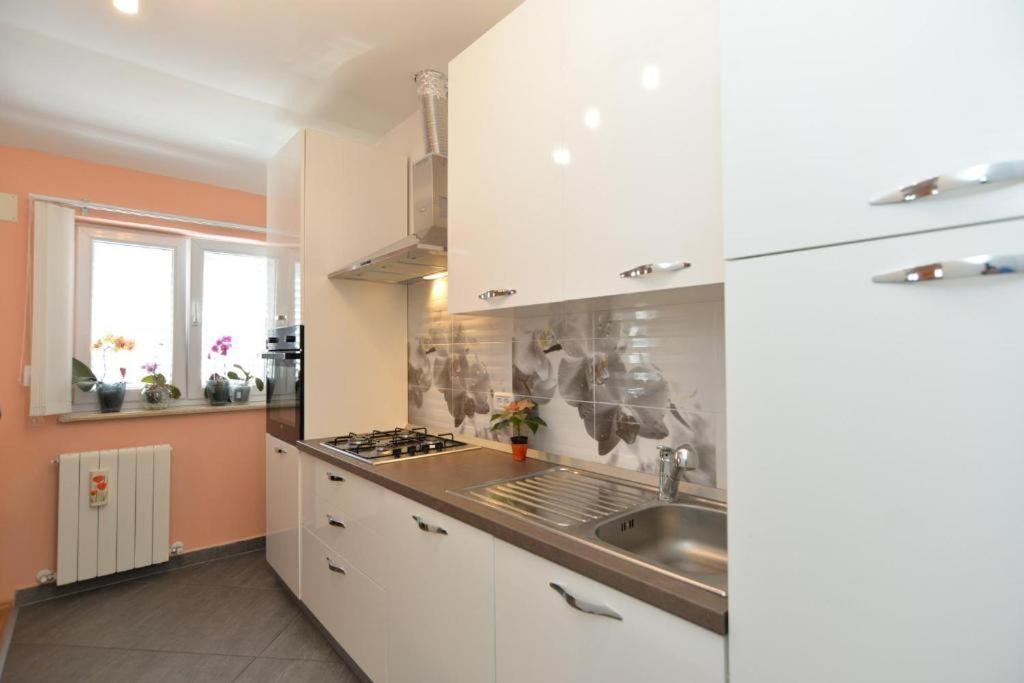 Apartman Eda Pula Extérieur photo