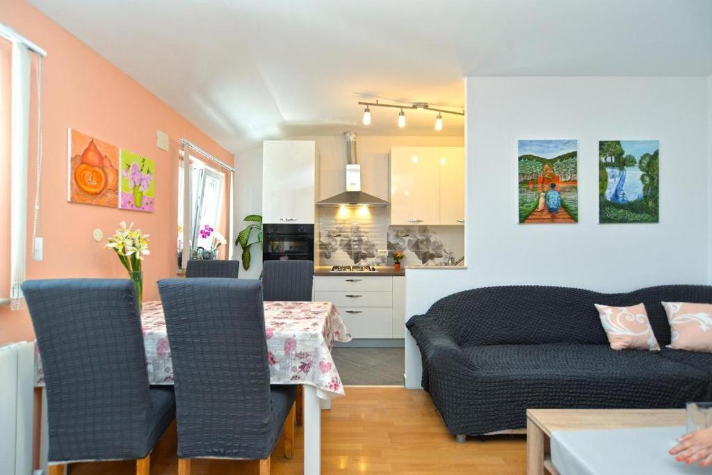 Apartman Eda Pula Extérieur photo