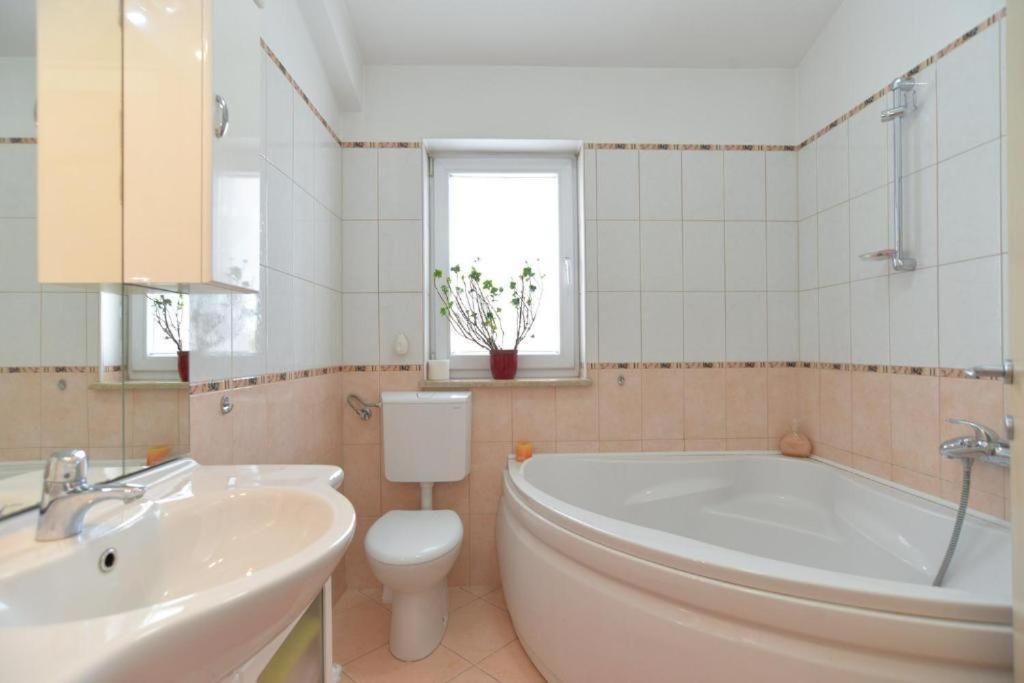 Apartman Eda Pula Extérieur photo