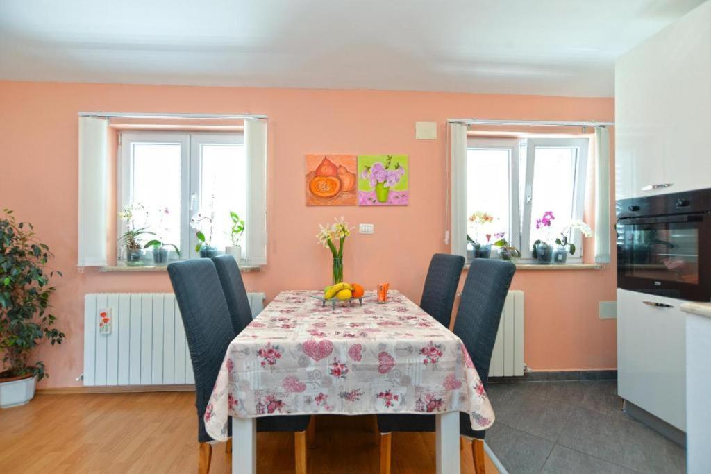 Apartman Eda Pula Extérieur photo