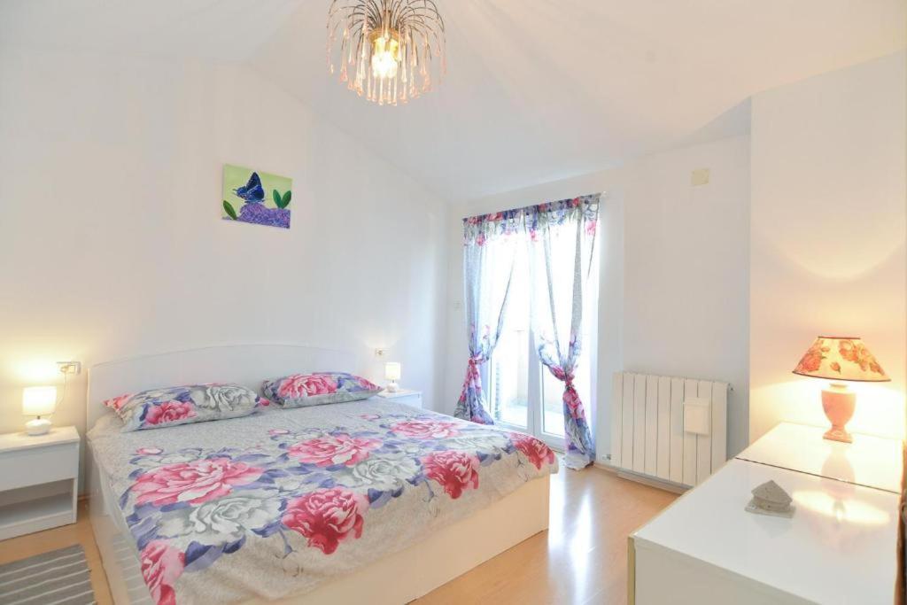 Apartman Eda Pula Extérieur photo